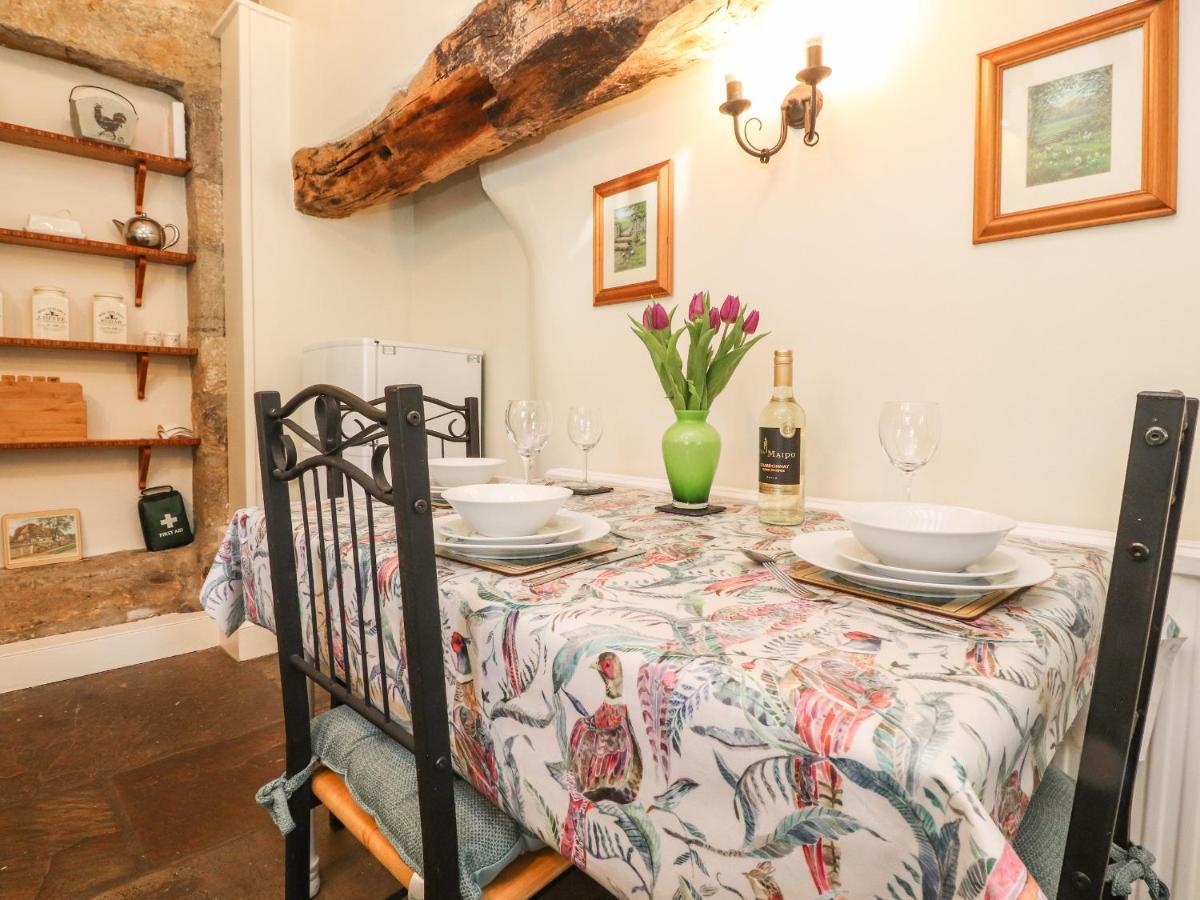 Beehive Cottage Bentham Exterior foto
